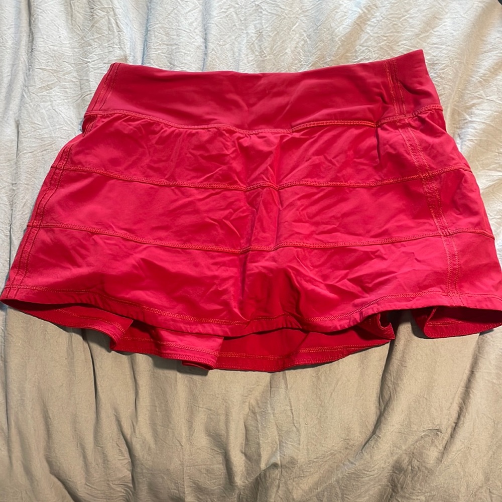 Red lululemon skirt